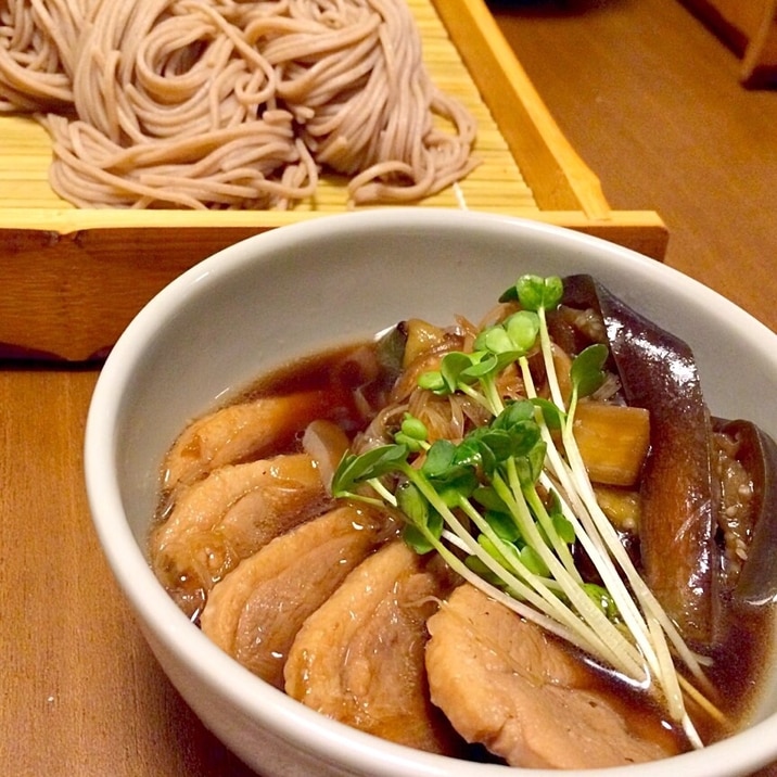 旬の茄子の煮浸し鴨南蛮*鴨と葱のコク旨蕎麦つゆ
